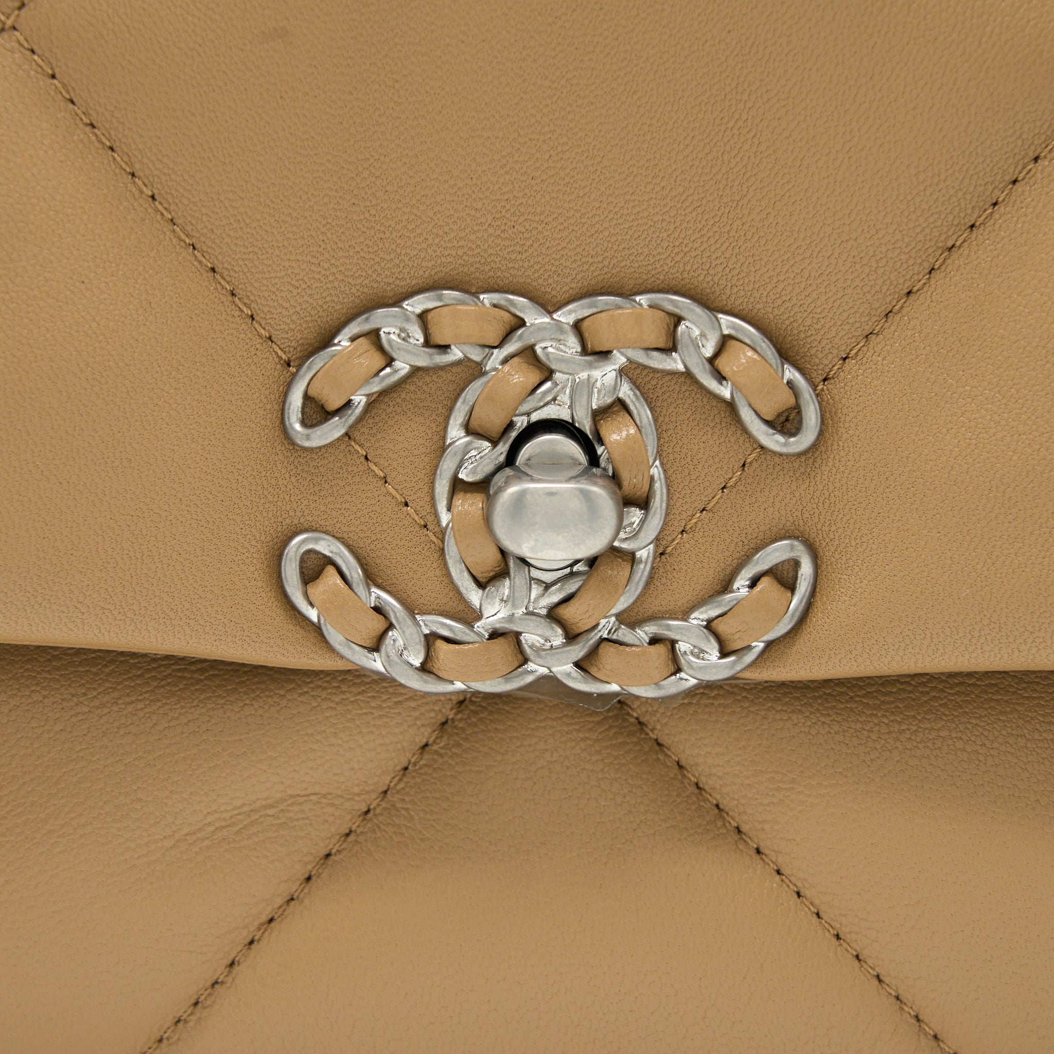 CHANEL 22B SMALL 19 BAG LAMBSKIN BEIGE MULTICOLOR HARDWARE (MICROCHIP)