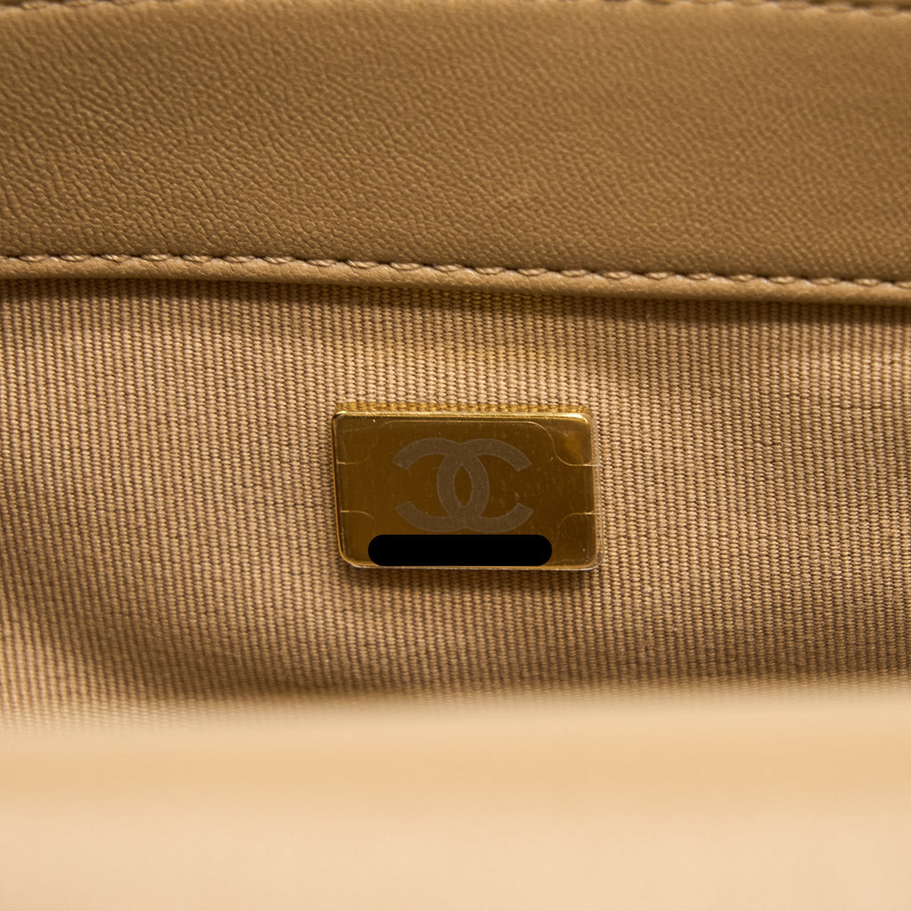 CHANEL 22B SMALL 19 BAG LAMBSKIN BEIGE MULTICOLOR HARDWARE (MICROCHIP)