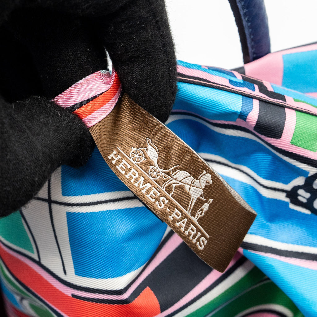 HERMES GARDEN POUCH 36 COUNTRY/SOIE TECH BLUE SAPHIR/PINK/BLUE AZTEQUE