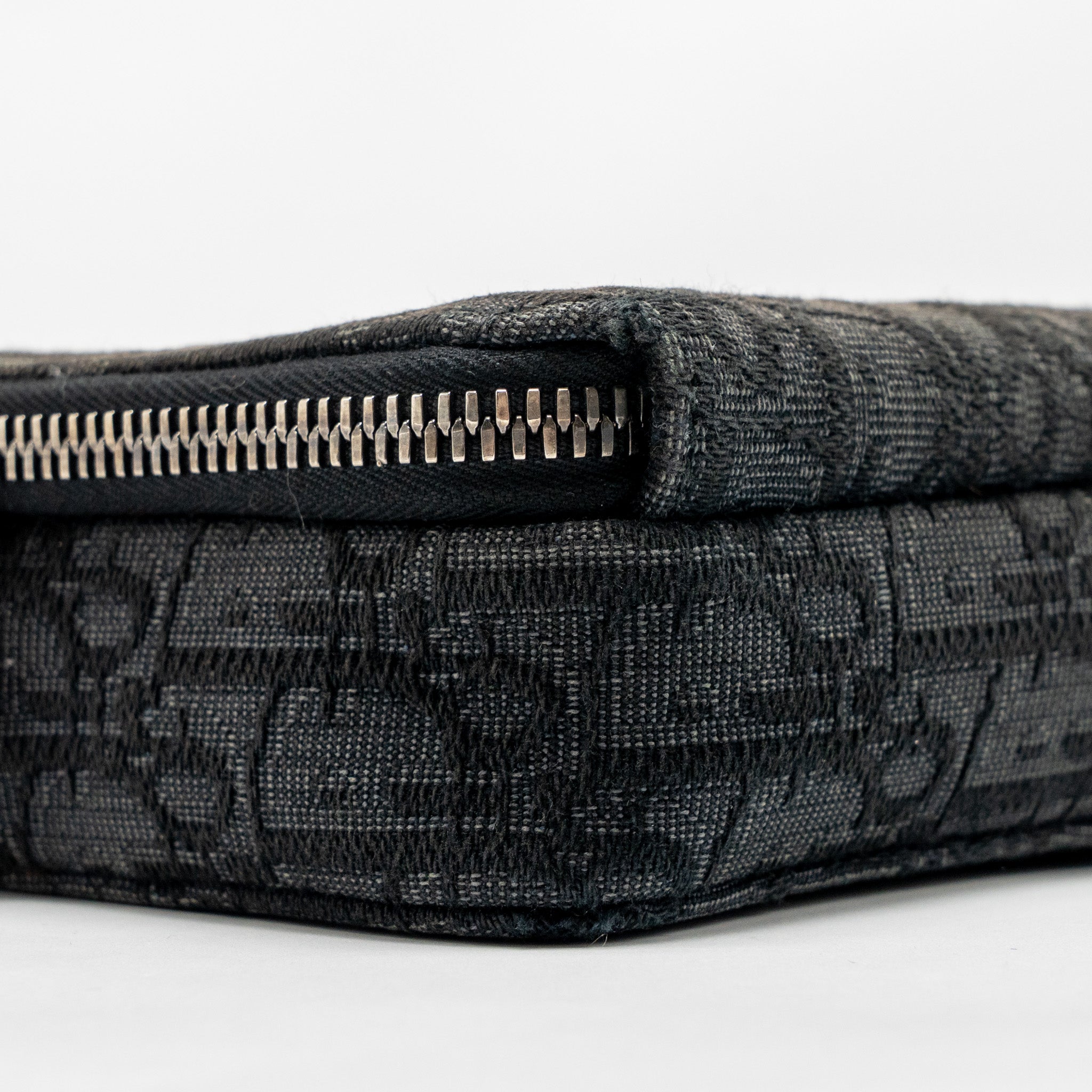 DIOR WALLET ON STRAP OBLIQUE CANVAS/LEATHER BLACK SHW
