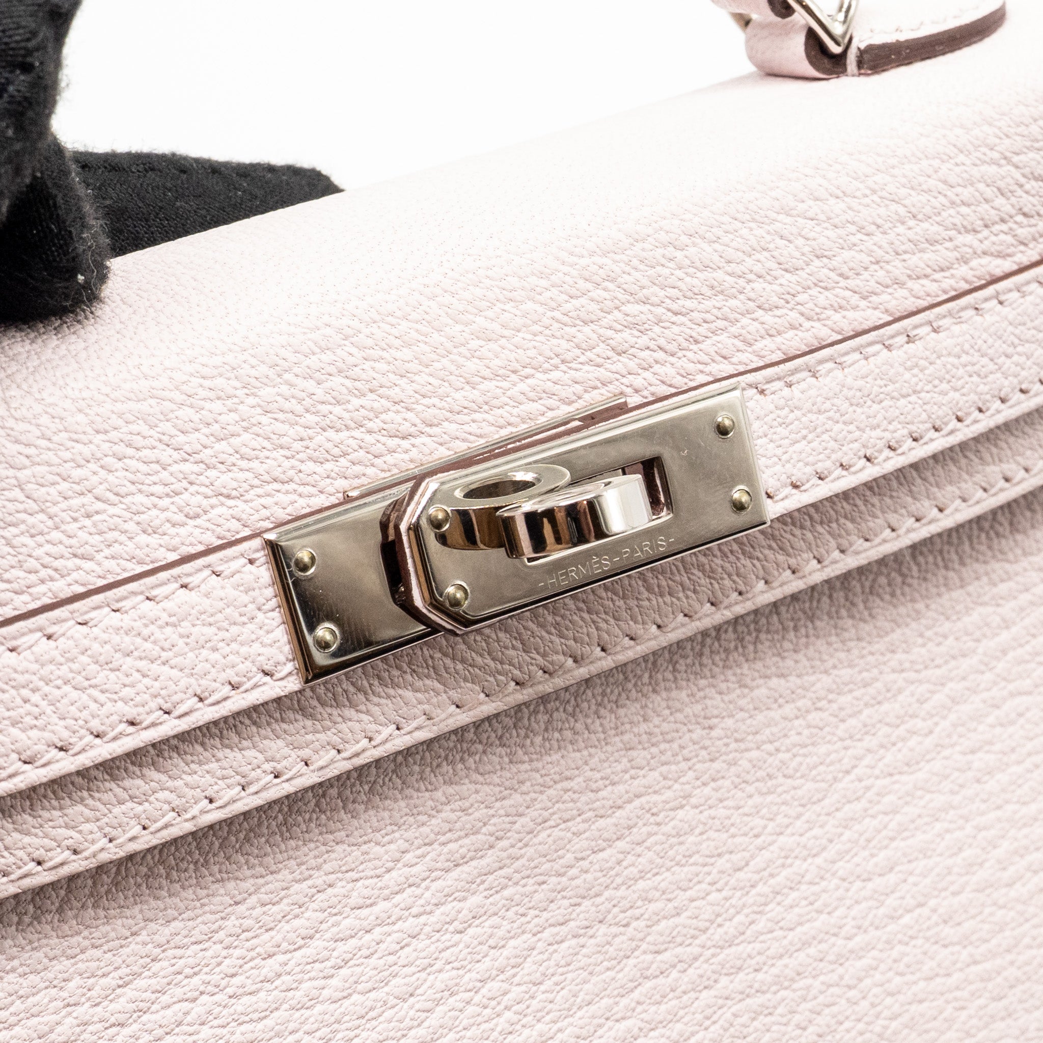 HERMES MINI KELLY II SPECIAL ORDER CHEVRE MYSORE LEATHER MAUVE PALE / GOLD SHW