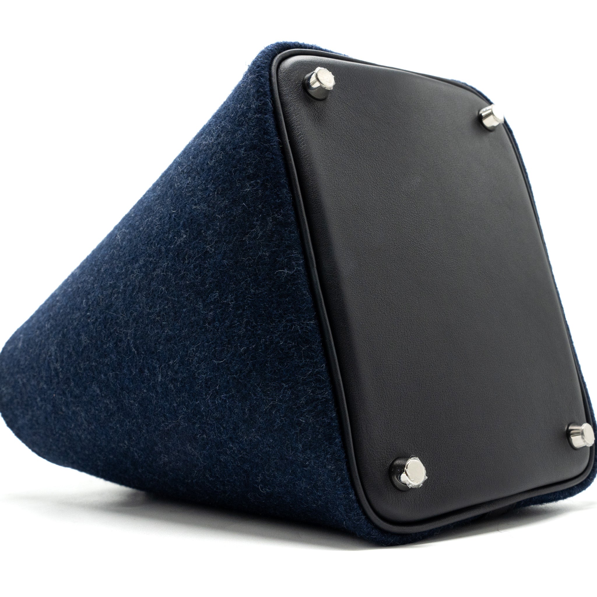 HERMES PICOTIN 18 FELT LOCK BAG BLUE NUIT / CABAN SHW