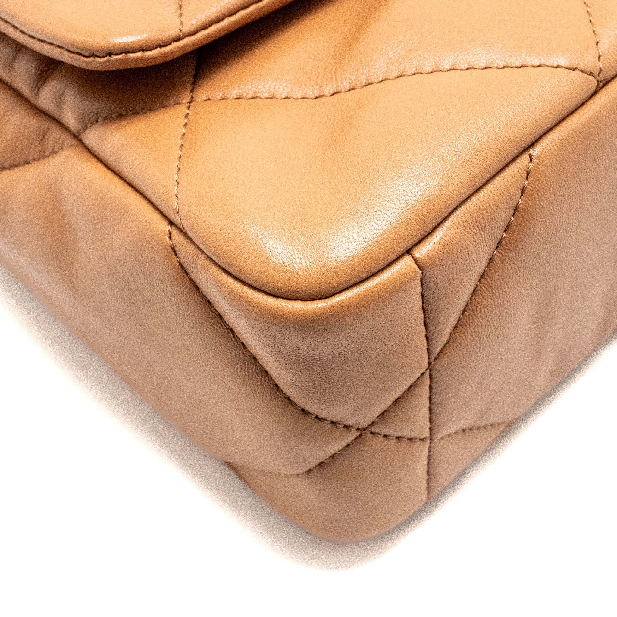 CHANEL SMALL 19 BAG LAMBSKIN CARAMEL MULTICOLOUR HARDWARE (MICROCHIP)