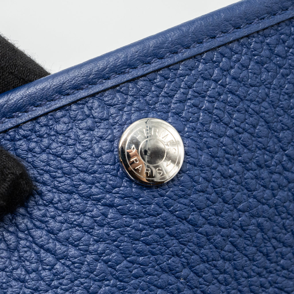 HERMES GARDEN POUCH 36 COUNTRY/SOIE TECH BLUE SAPHIR/PINK/BLUE AZTEQUE