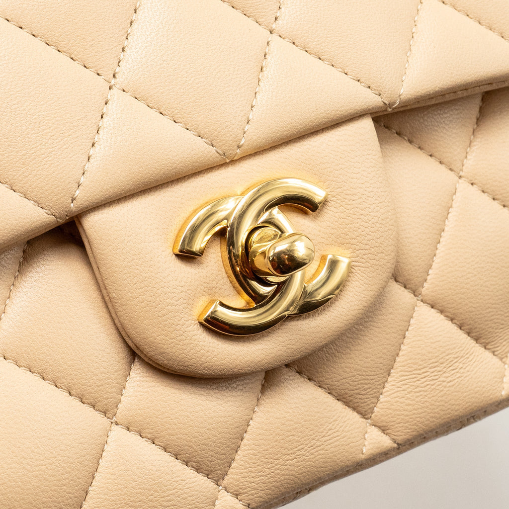 CHANEL MEDIUM DOUBLE FLAP BAG LAMBSKIN BEIGE GHW