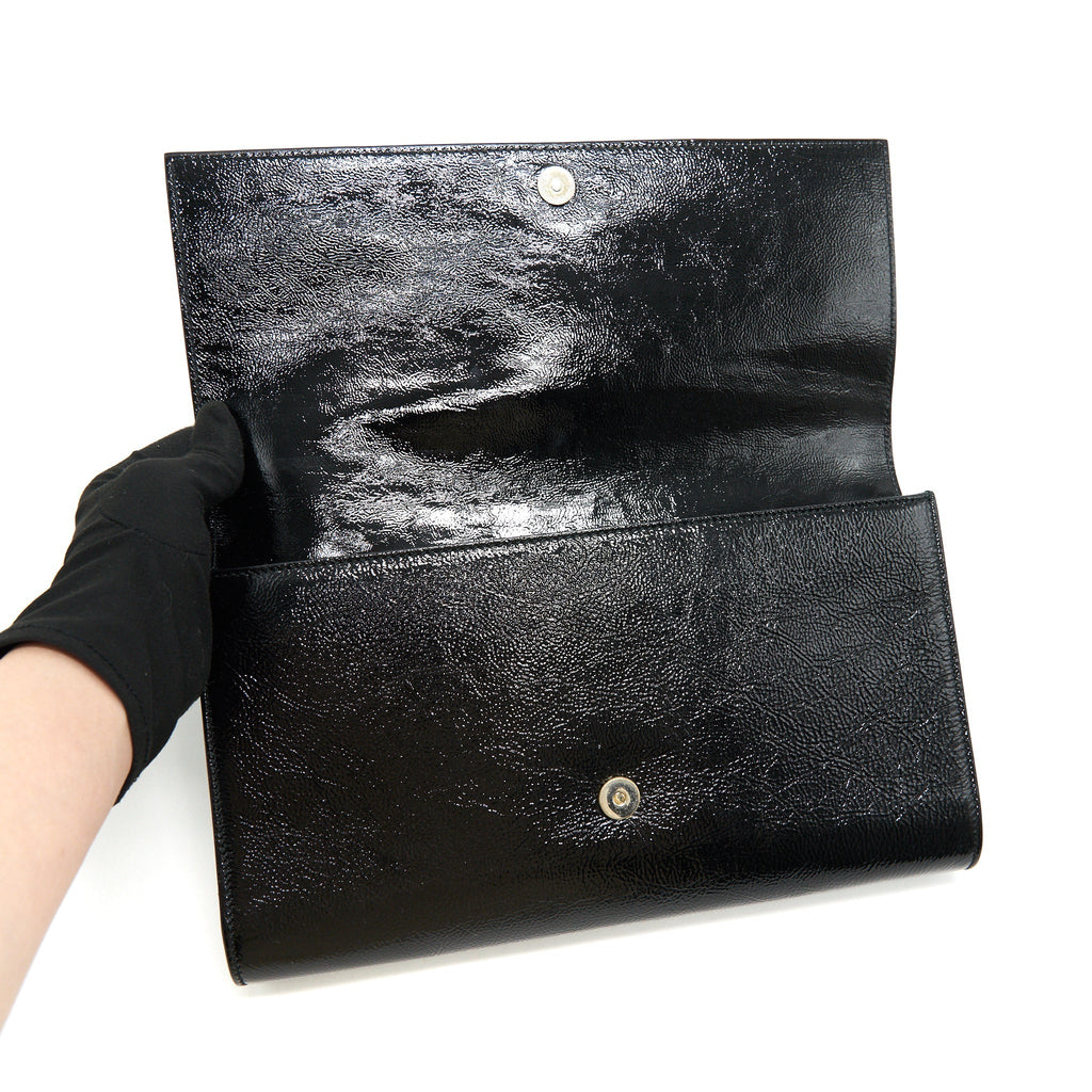YSL PATENT LEATHER CLUTCH BLACK