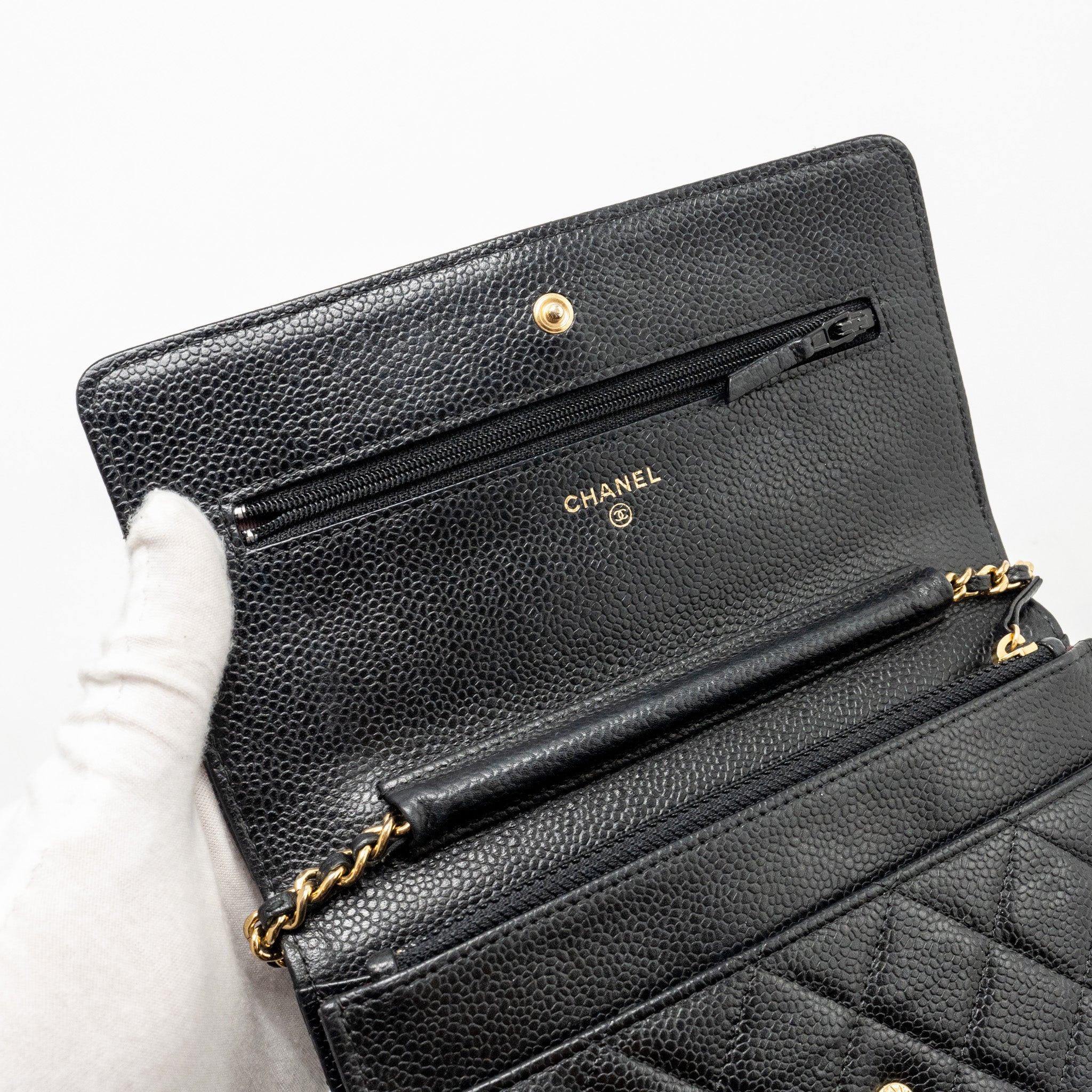 CHANEL CLASSIC WALLET ON CHAIN CAVIAR BLACK GHW