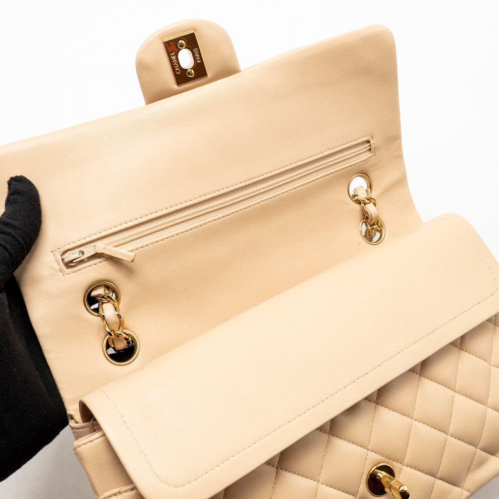 CHANEL MEDIUM DOUBLE FLAP BAG LAMBSKIN BEIGE GHW