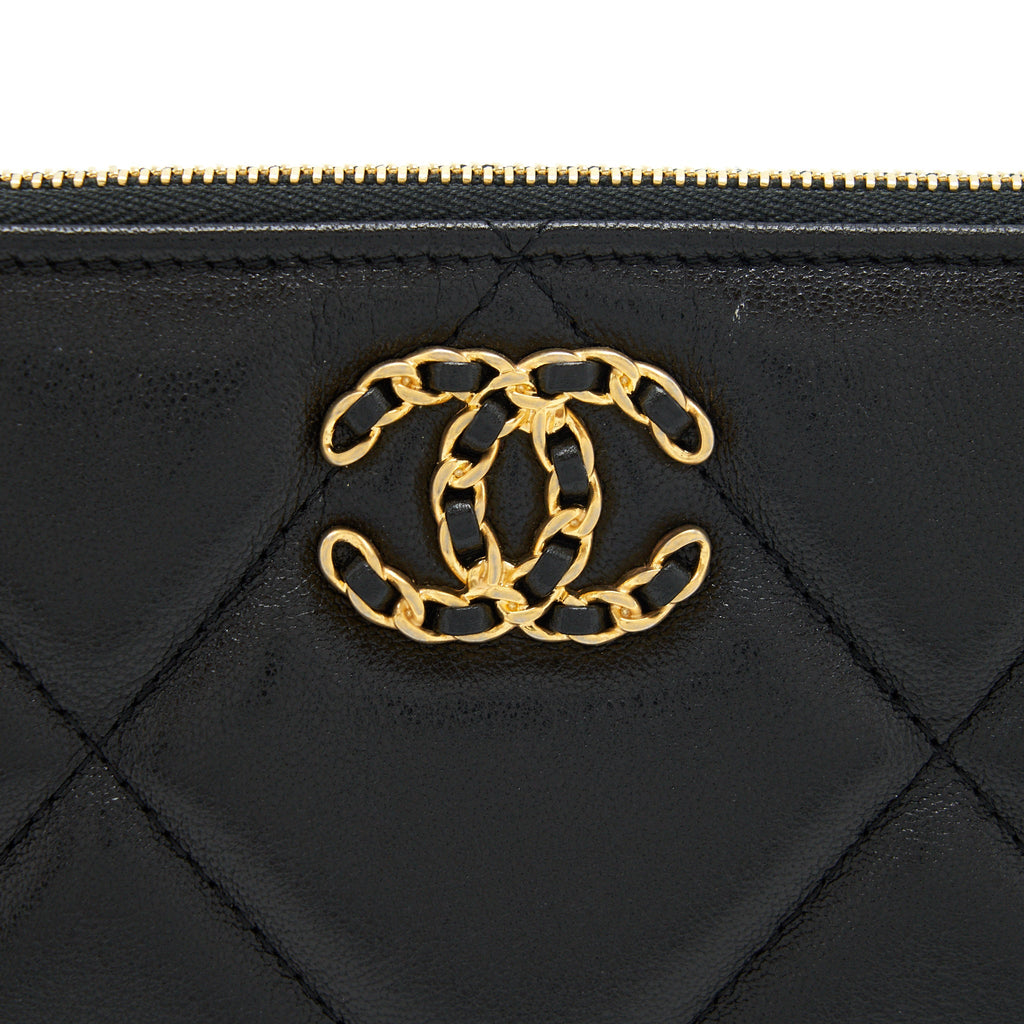CHANEL 19 SMALL POUCH GOATSKIN BLACK GHW