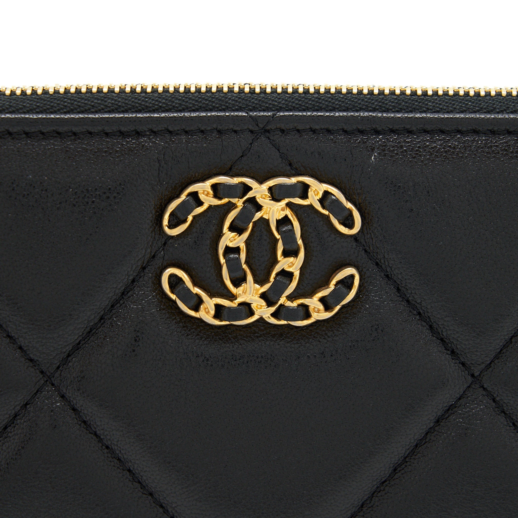 CHANEL 19 SMALL POUCH GOATSKIN BLACK GHW