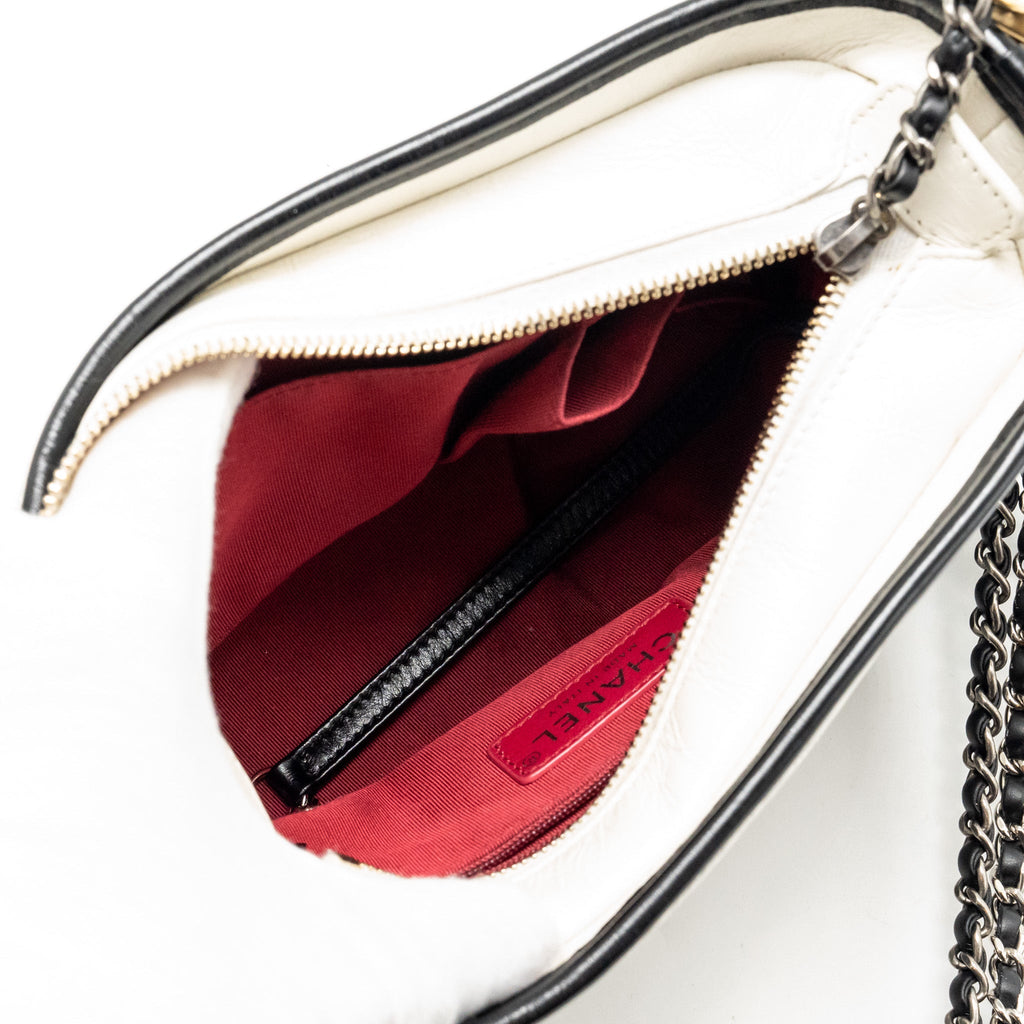 CHANEL SMALL GABRIELLE HOBO BAG AGED CALFSKIN WHITE/BLACK MULTICOLOUR HARDWARE