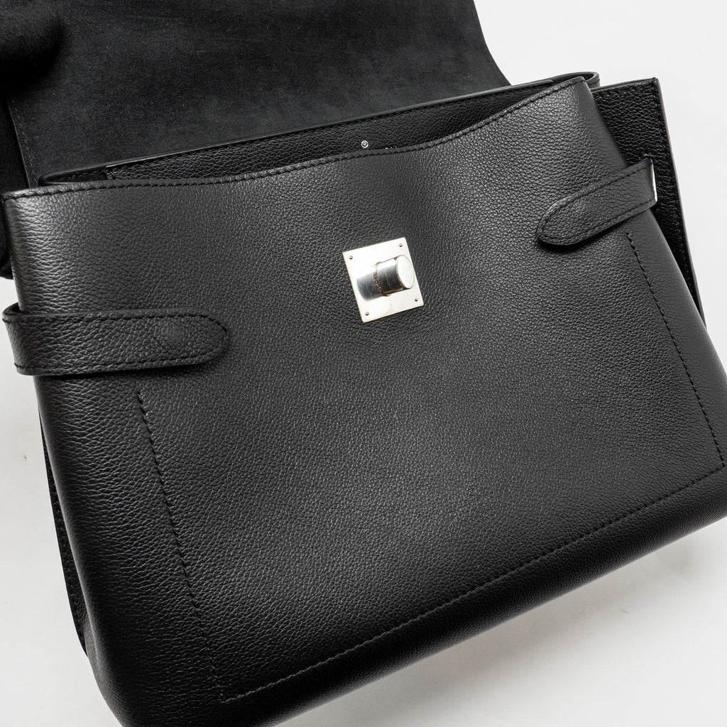 LOUIS VUITTON LOCKME EVER MM GRAINED CALFSKIN BLACK SHW