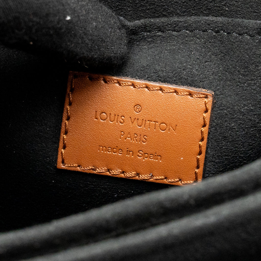 LOUIS VUITTON DAUPHINE MM MONOGRAM / MONOGRAM REVERSE CANVAS GHW