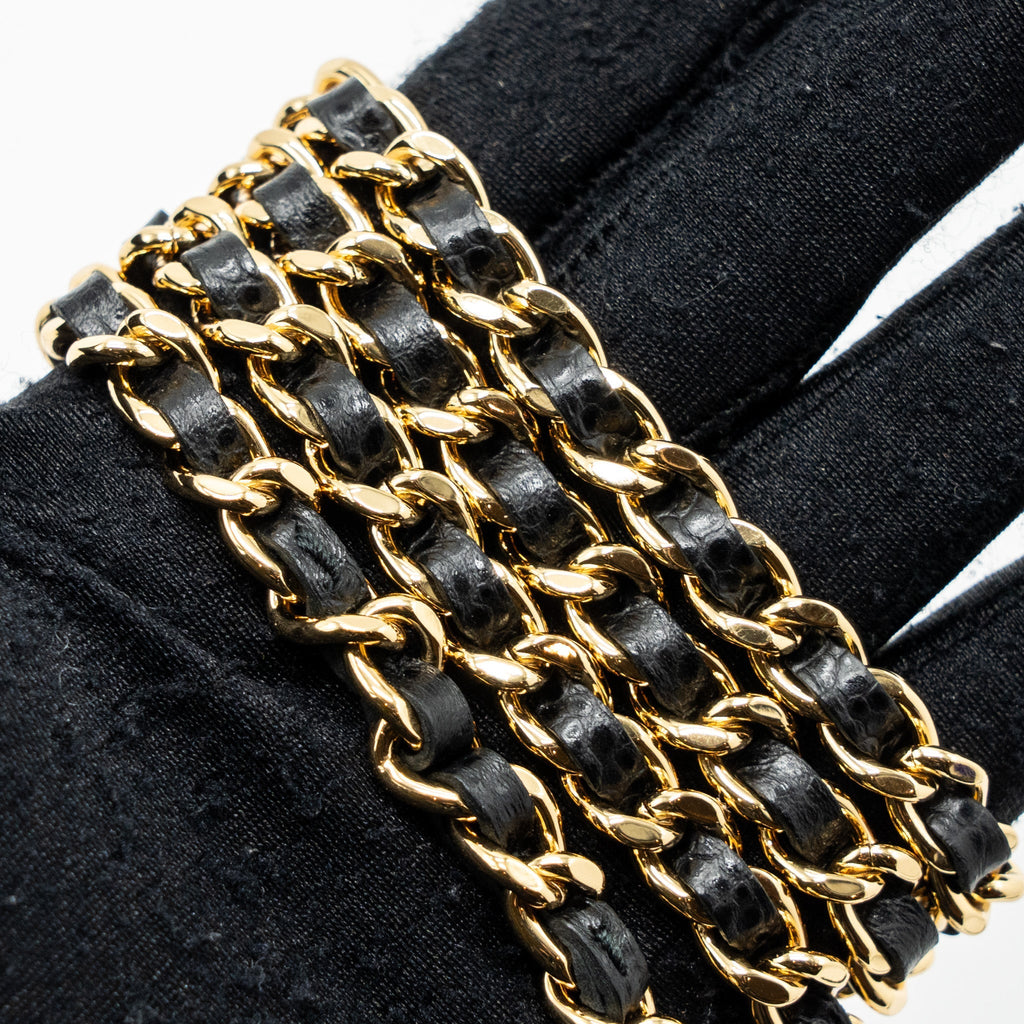 CHANEL CLASSIC WALLET ON CHAIN CAVIAR BLACK GHW