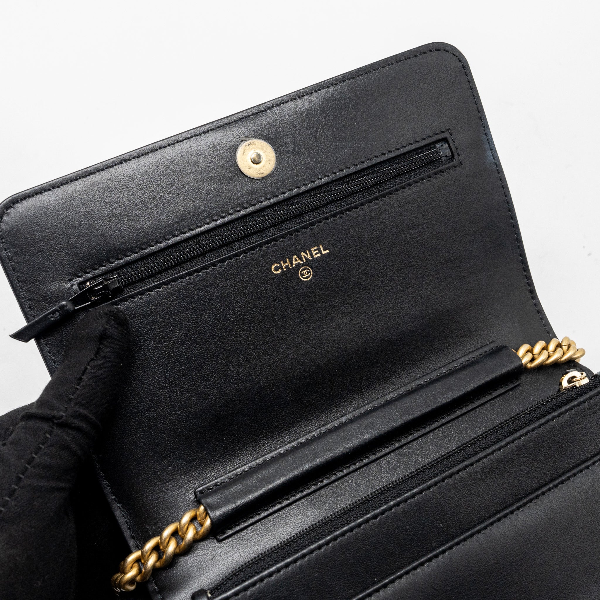 CHANEL BOY WALLET ON CHAIN CAVIAR BLACK GHW (MICROCHIP)