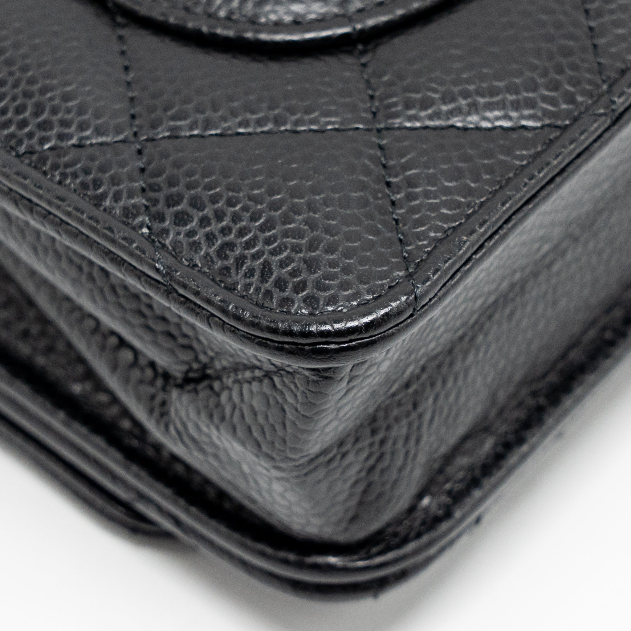 CHANEL CLASSIC WALLET ON CHAIN CAVIAR BLACK GHW (MICROCHIP)