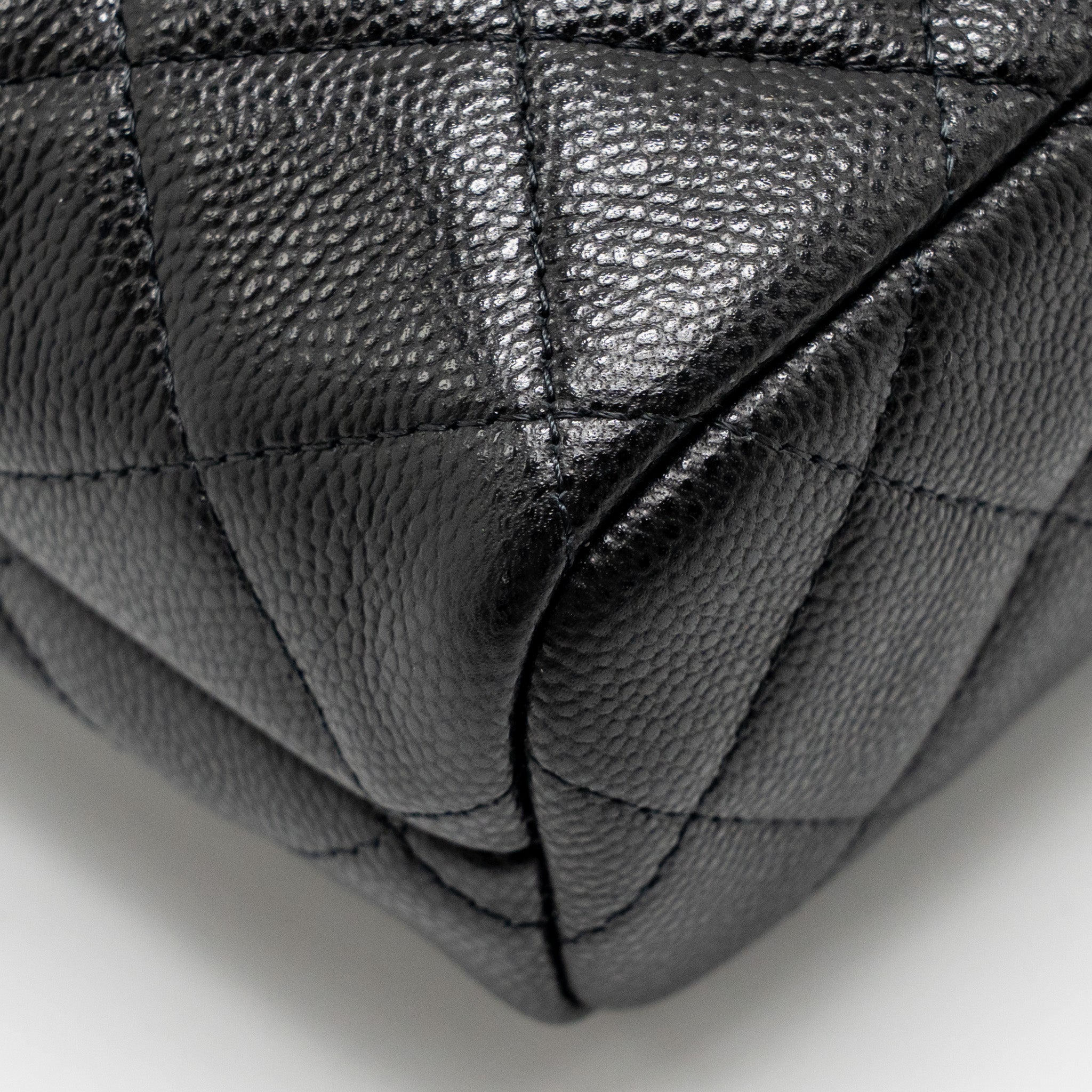 CHANEL 25C QUILTED HOBO BAG CAVIAR BLACK GHW (MICROCHIP)