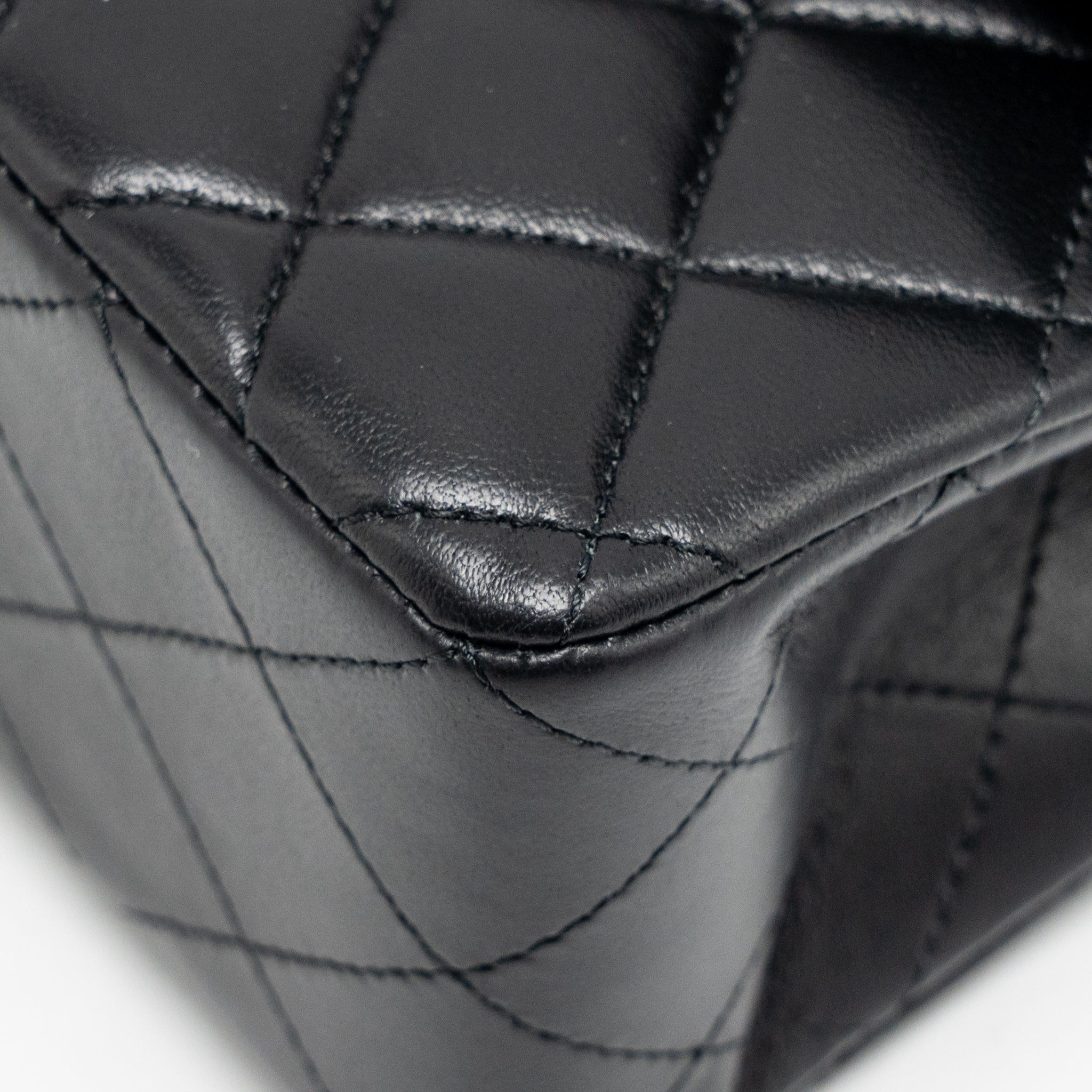 CHANEL SMALL CLASSIC DOUBLE FLAP BAG LAMBSKIN BLACK GHW