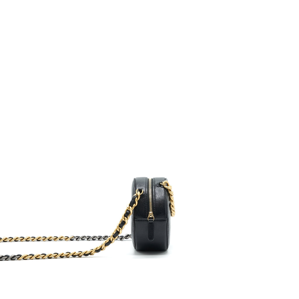 CHANEL 19 CLUTCH WITH CHAIN IN BLACK