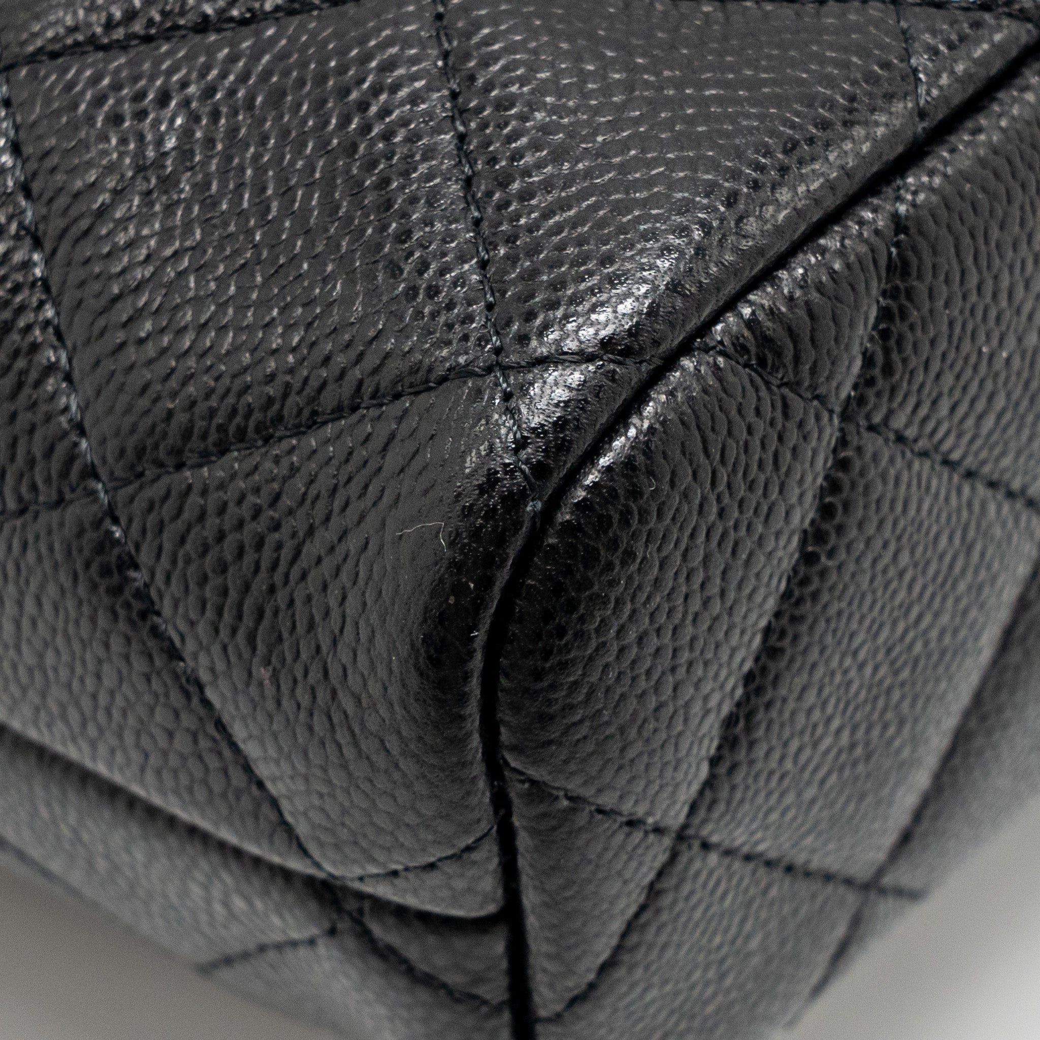 CHANEL 25C QUILTED HOBO BAG CAVIAR BLACK GHW (MICROCHIP)