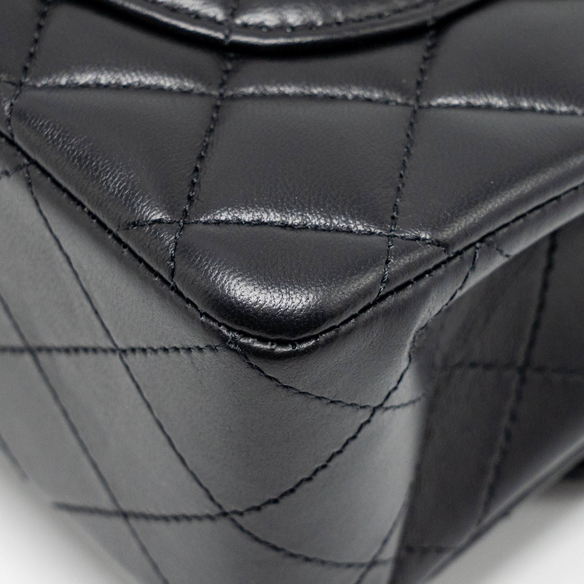 CHANEL SMALL CLASSIC DOUBLE FLAP BAG LAMBSKIN BLACK GHW