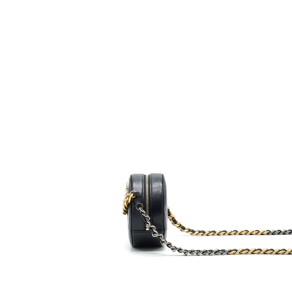 CHANEL 19 CLUTCH WITH CHAIN IN BLACK