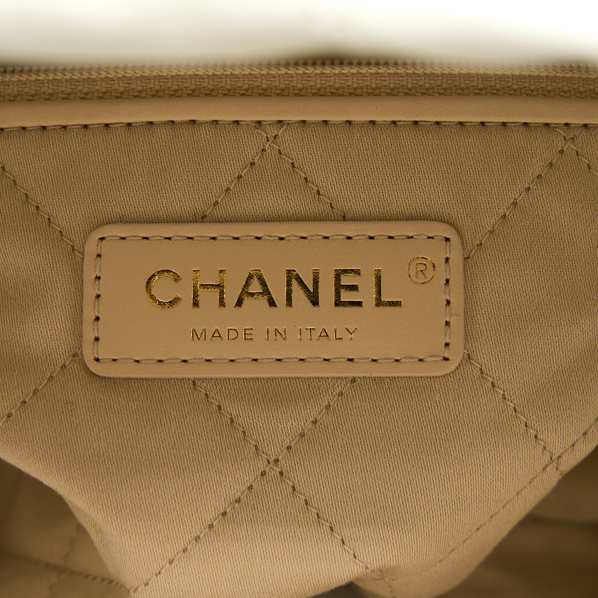 CHANEL LARGE 22 BAG CALFSKIN WHITE BRUSHED GHW (MICROCHIP)