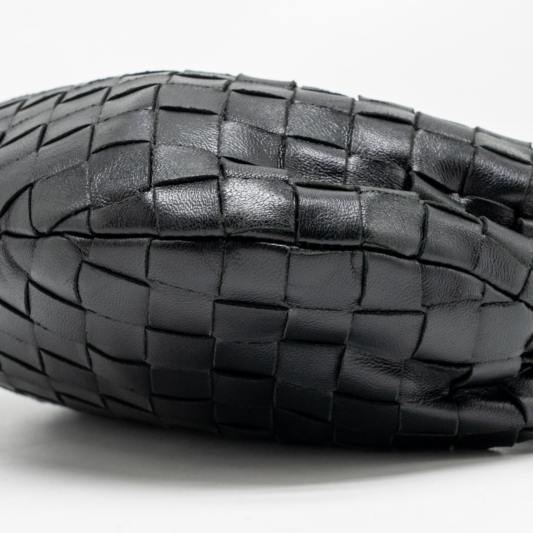 BOTTEGA VENETA MINI JODIE LAMBSKIN BLACK SHW