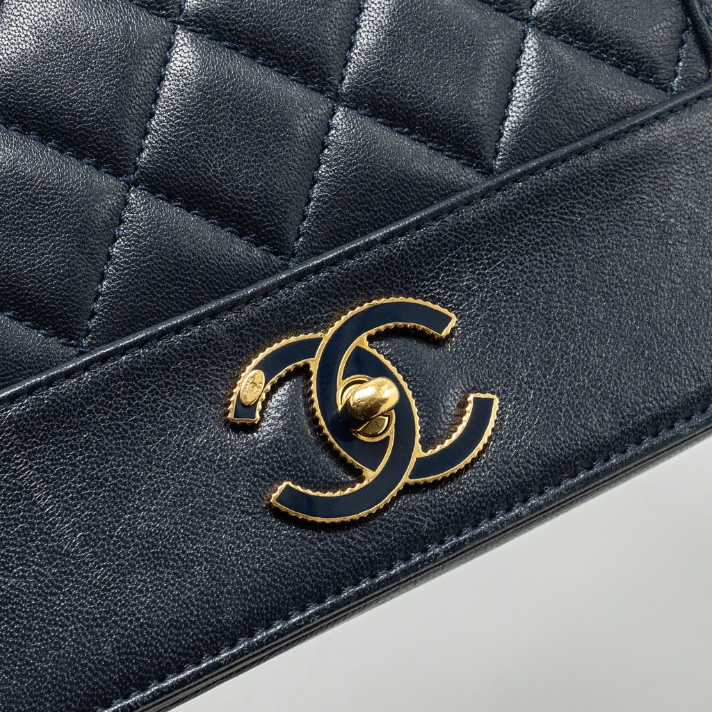 CHANEL MADEMOISELLE ENAMEL FLAP BAG GOATSKIN NAVY GHW
