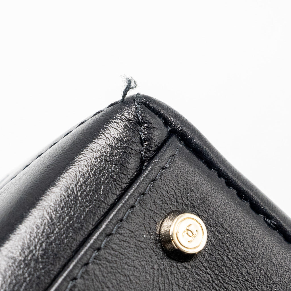 CHANEL 23K TOP HANDLE VANITY BAG SHINY CALFSKIN BLACK GHW (MICROCHIP)