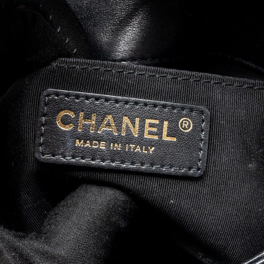 CHANEL PEARL CHAIN QUILTED FLAP BAG LAMBSKIN BLACK GHW