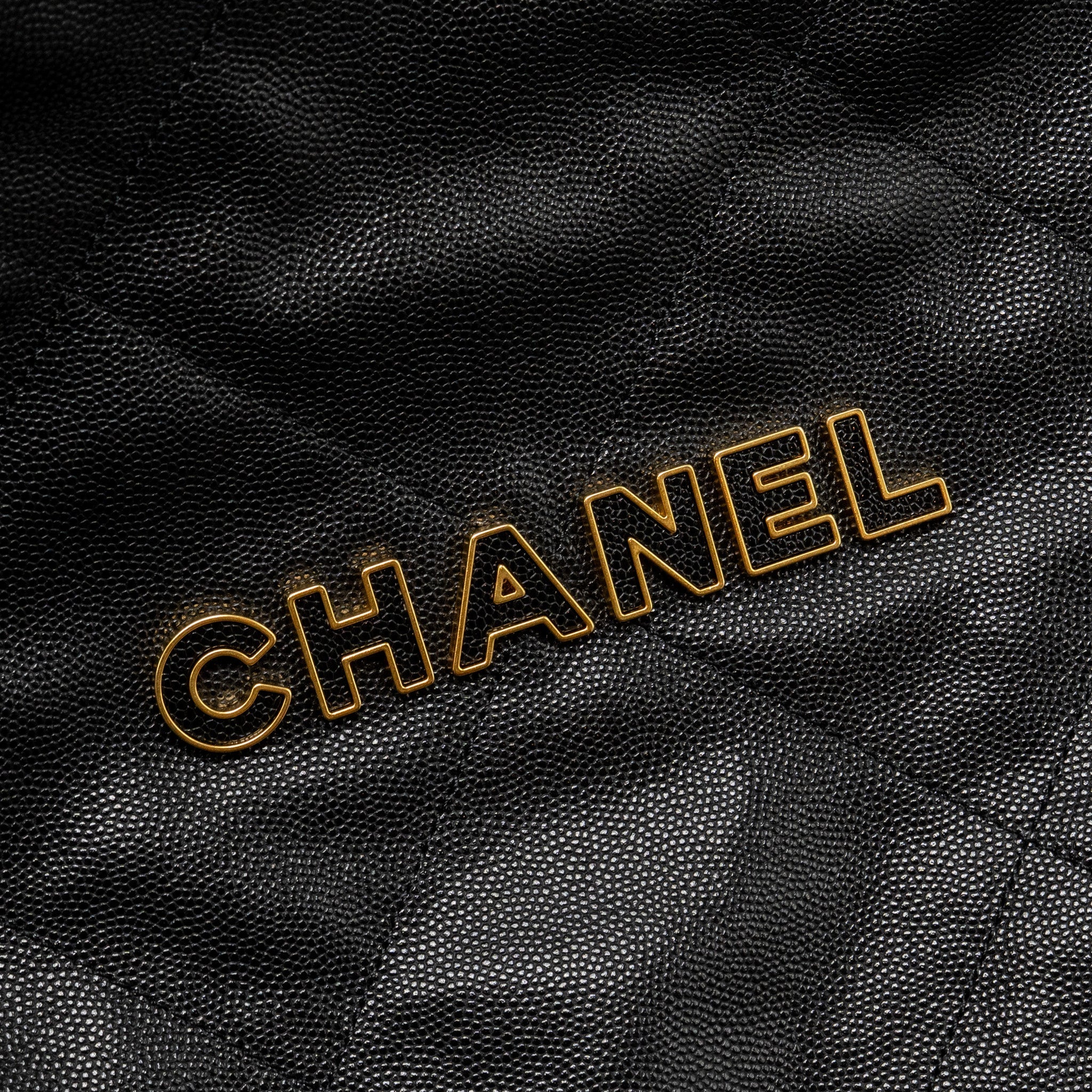 CHANEL MEDIUM 22 BAG CAVIAR BLACK GHW (MICROCHIP)