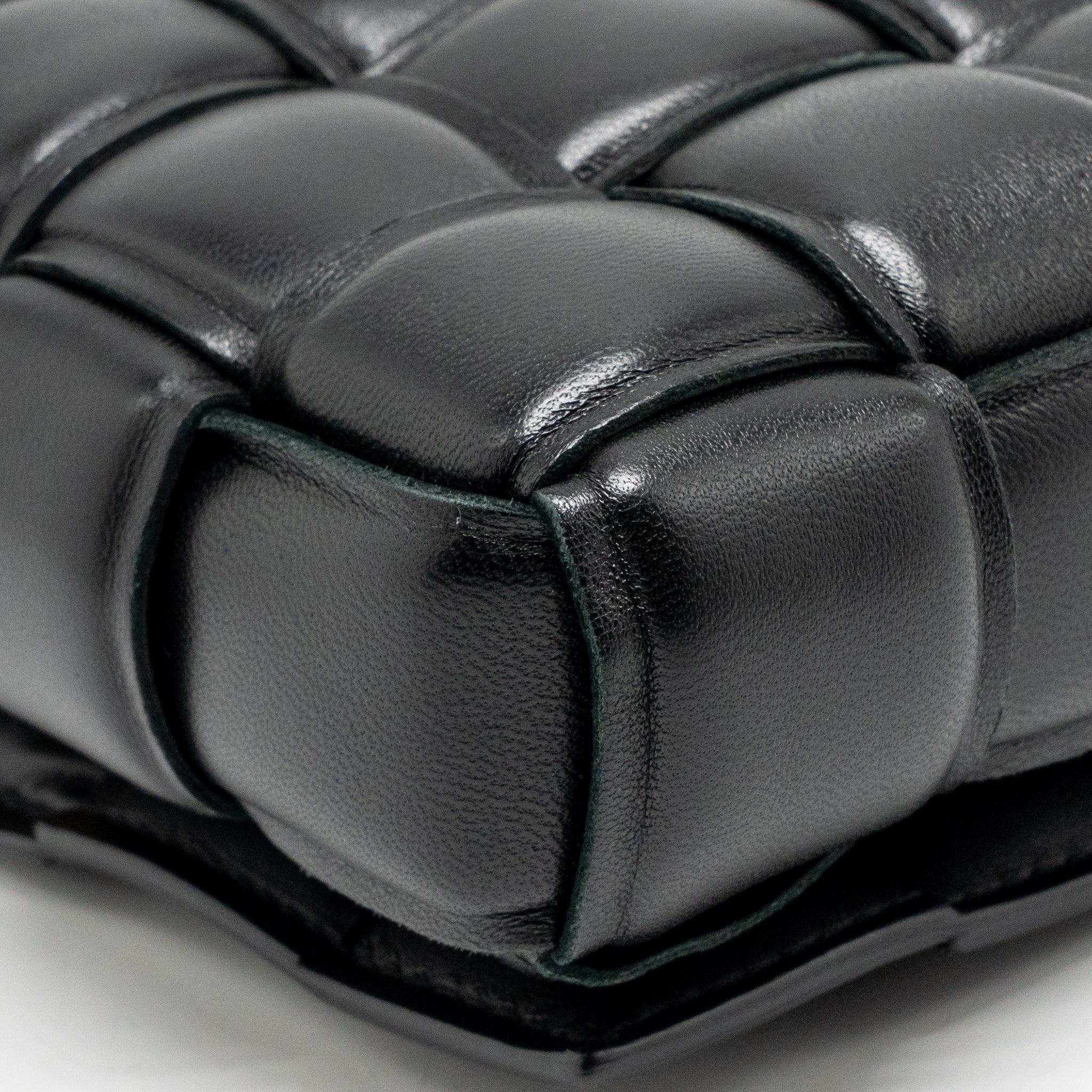 BOTTEGA VENETA SMALL PADDED CASSETTE BAG LAMBSKIN BLACK GHW