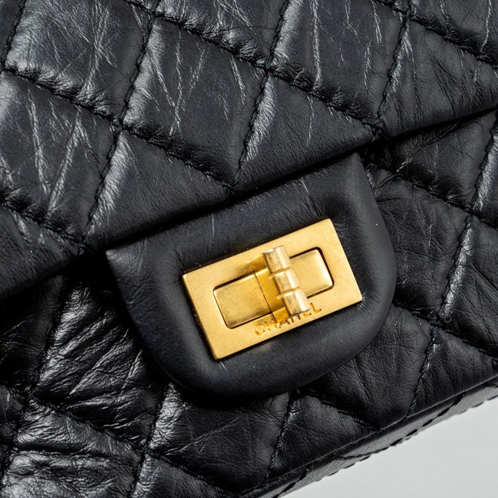 CHANEL MINI 2.55 REISSUE FLAP BAG AGED CALFSKIN BLACK GHW(MICROCHIP)
