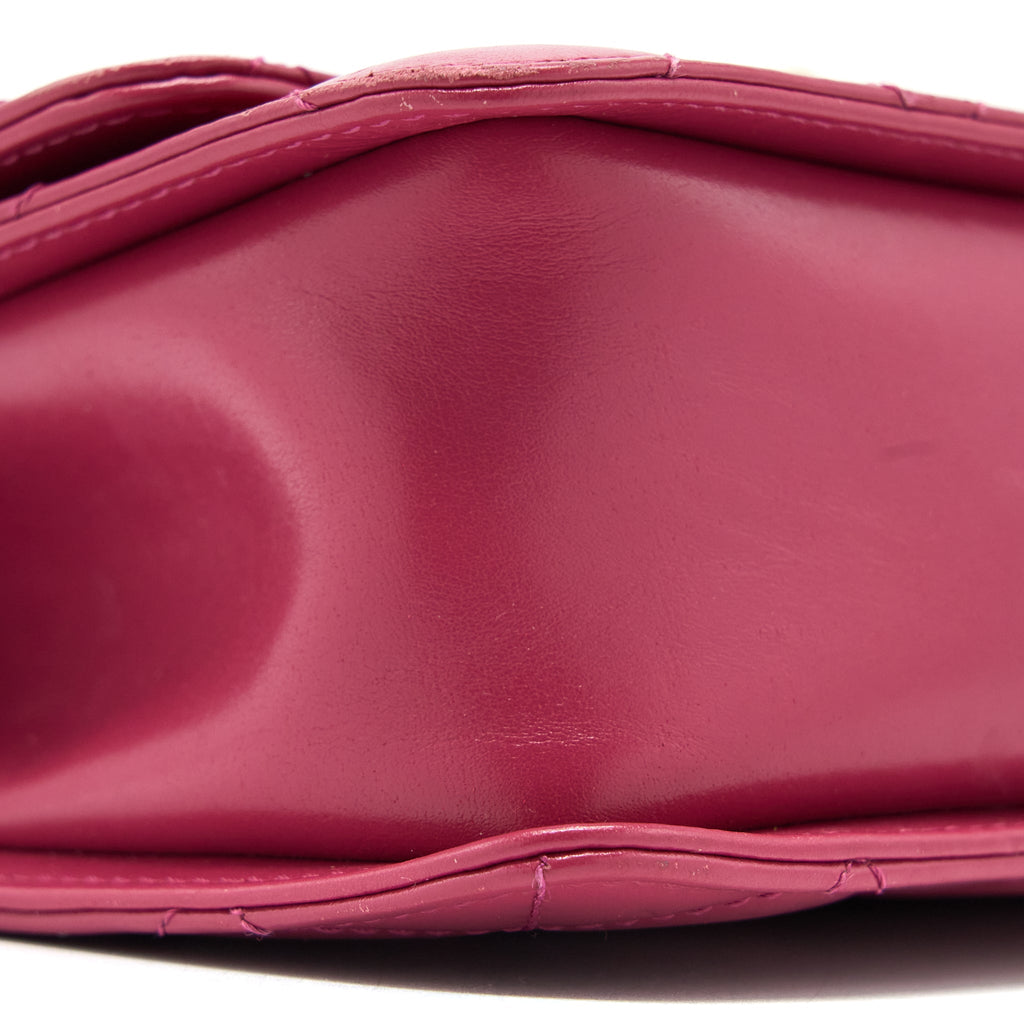 CHANEL 21A SMALL GOLD CRUSH FLAP BAG CALFSKIN RASPBERRY PINK BRUSHED GHW (MICROCHIP)