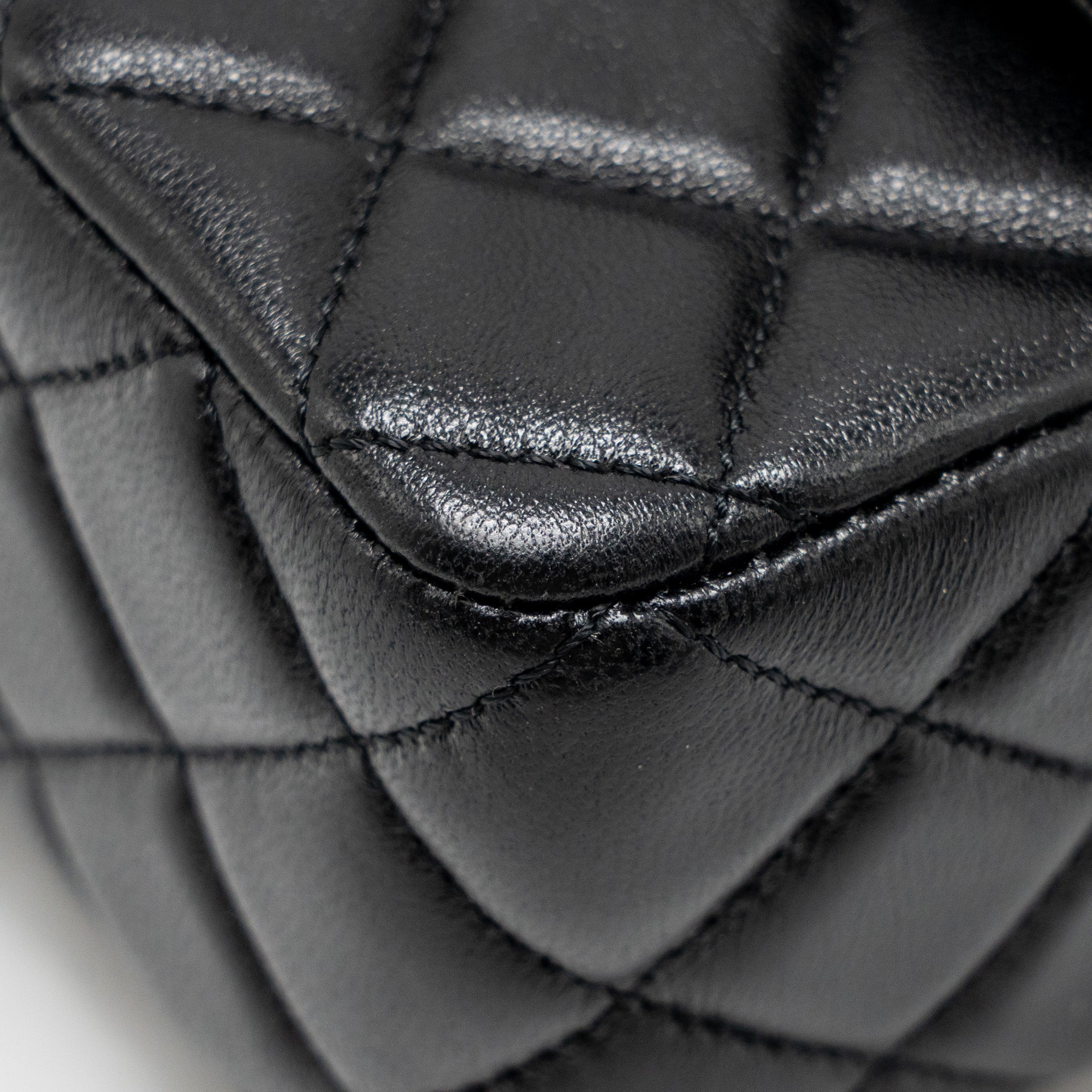 CHANEL 24C DETAIL TOP HANDLE FLAP BAG LAMBSKIN BLACK GHW (MICROCHIP)