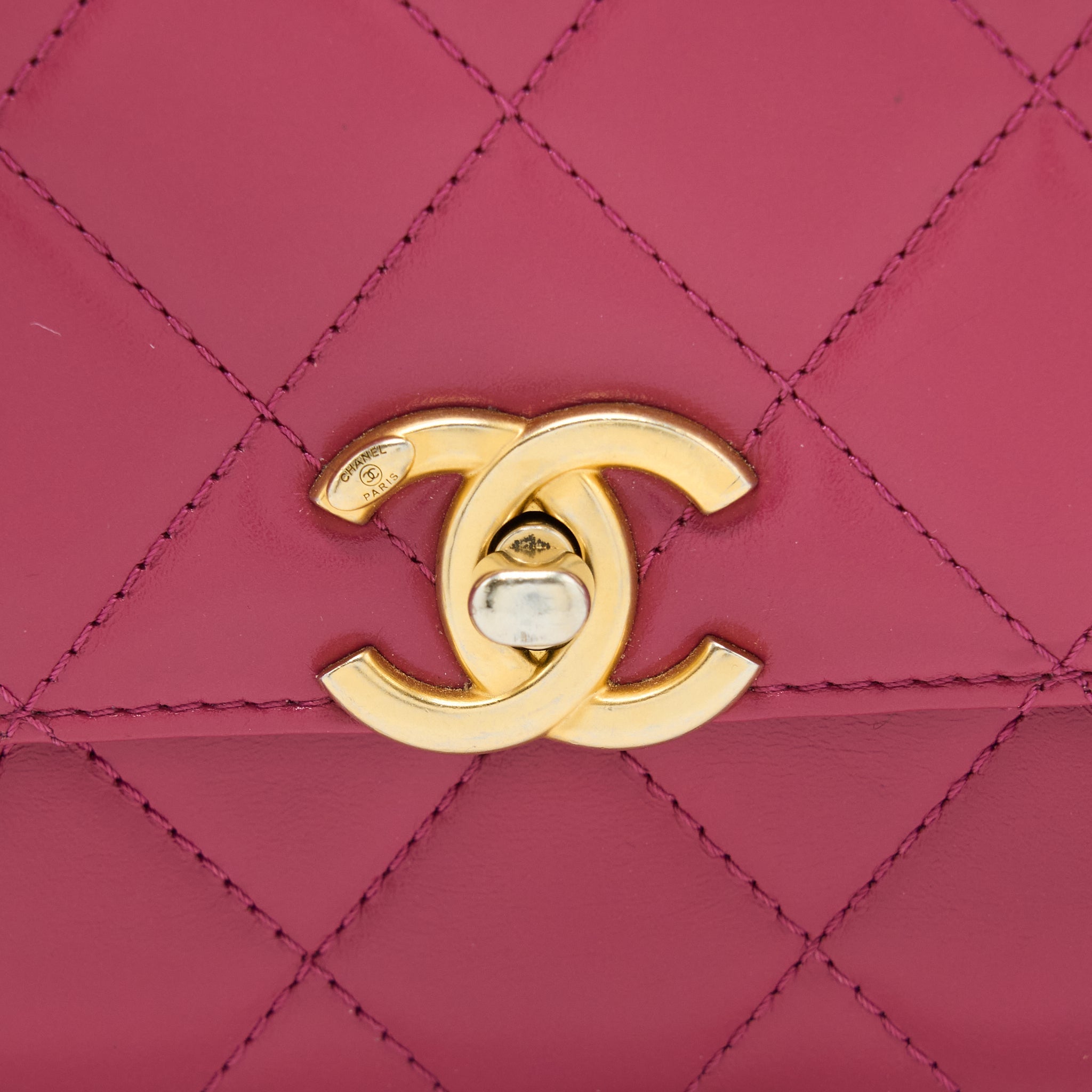 CHANEL 21A SMALL GOLD CRUSH FLAP BAG CALFSKIN RASPBERRY PINK BRUSHED GHW (MICROCHIP)