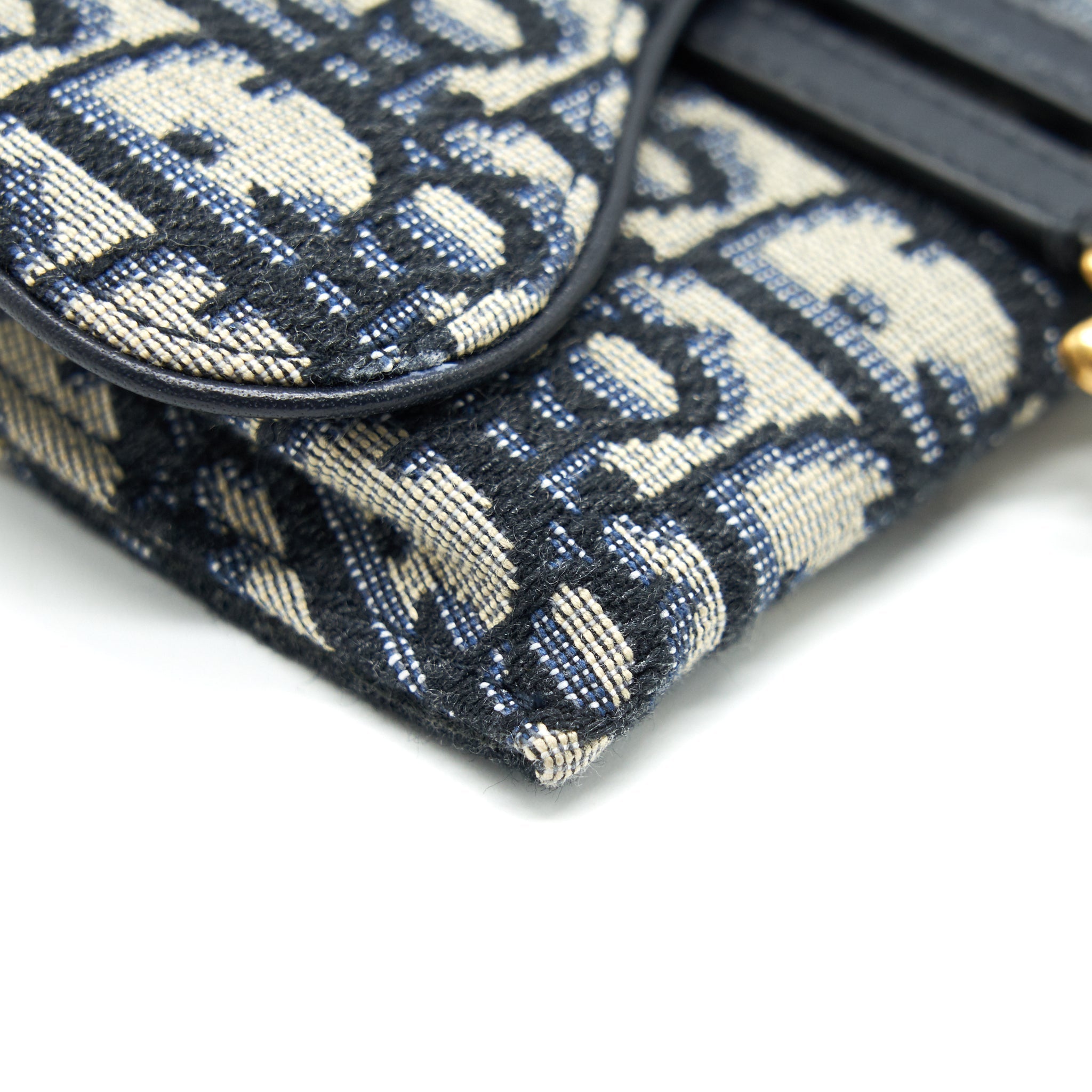 DIOR MINI SADDLE POUCH WITH CHAIN