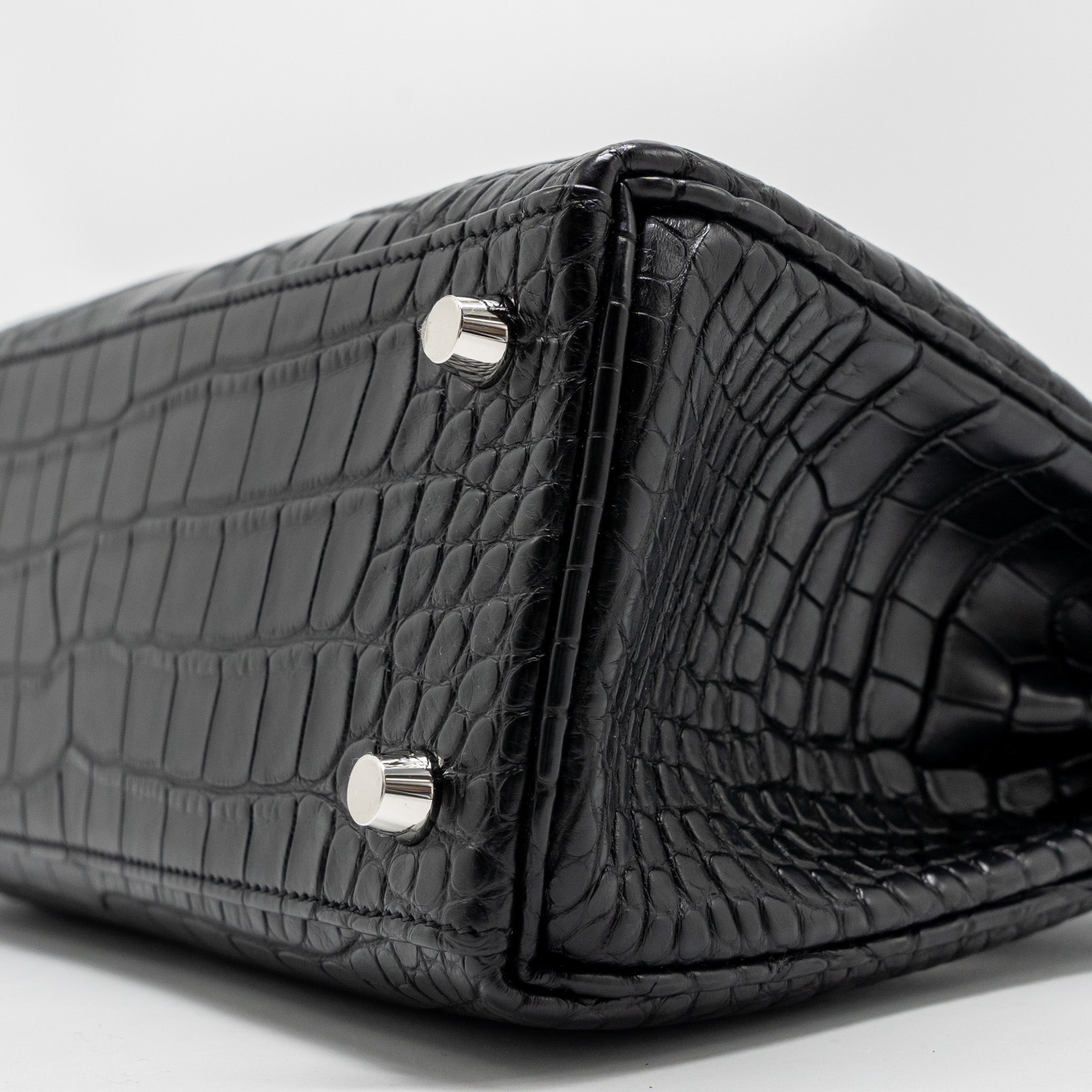 HERMES KELLY 25 MATT ALLIGATOR MISSISSIPPIENSIS BLACK SHW
