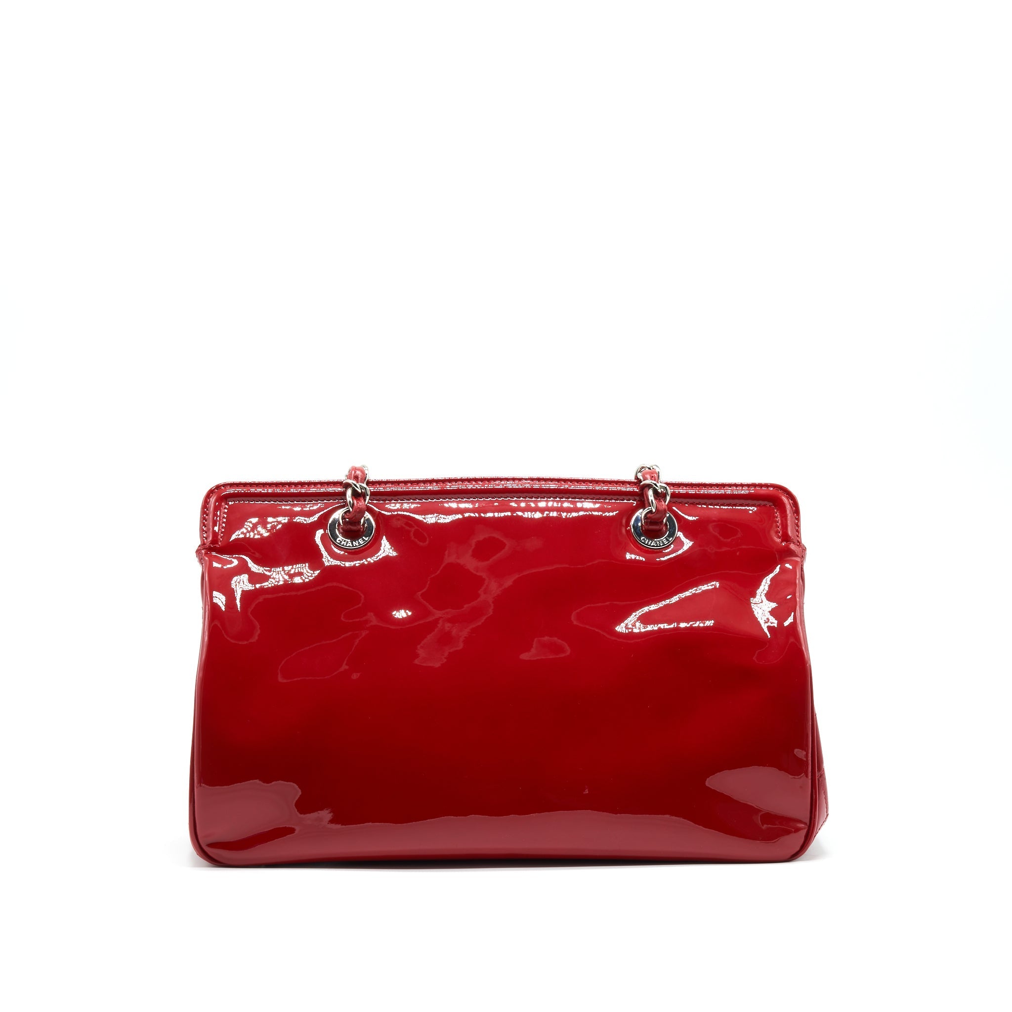 CHANEL PATENT LEATHER TOTE BAG WITH CHAIN IN RED SHW
