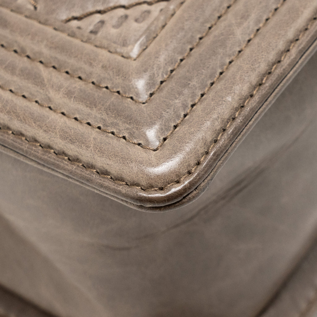 CHANEL MEDIUM BOY BAG QUILTED CALFSKIN GREY RUTHENIUM HARDWARE