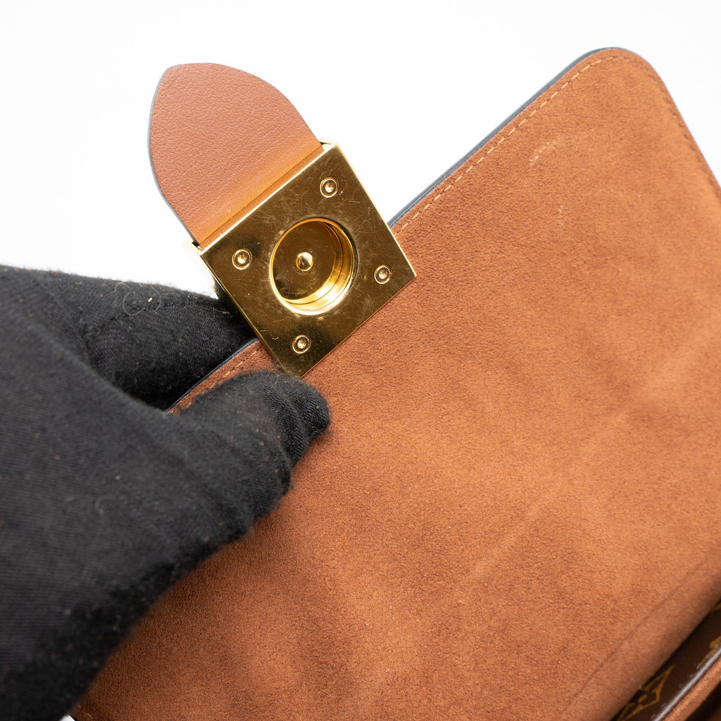 LOUIS VUITTON LOCKY BB MONOGRAM CANVAS/CARAMEL GHW