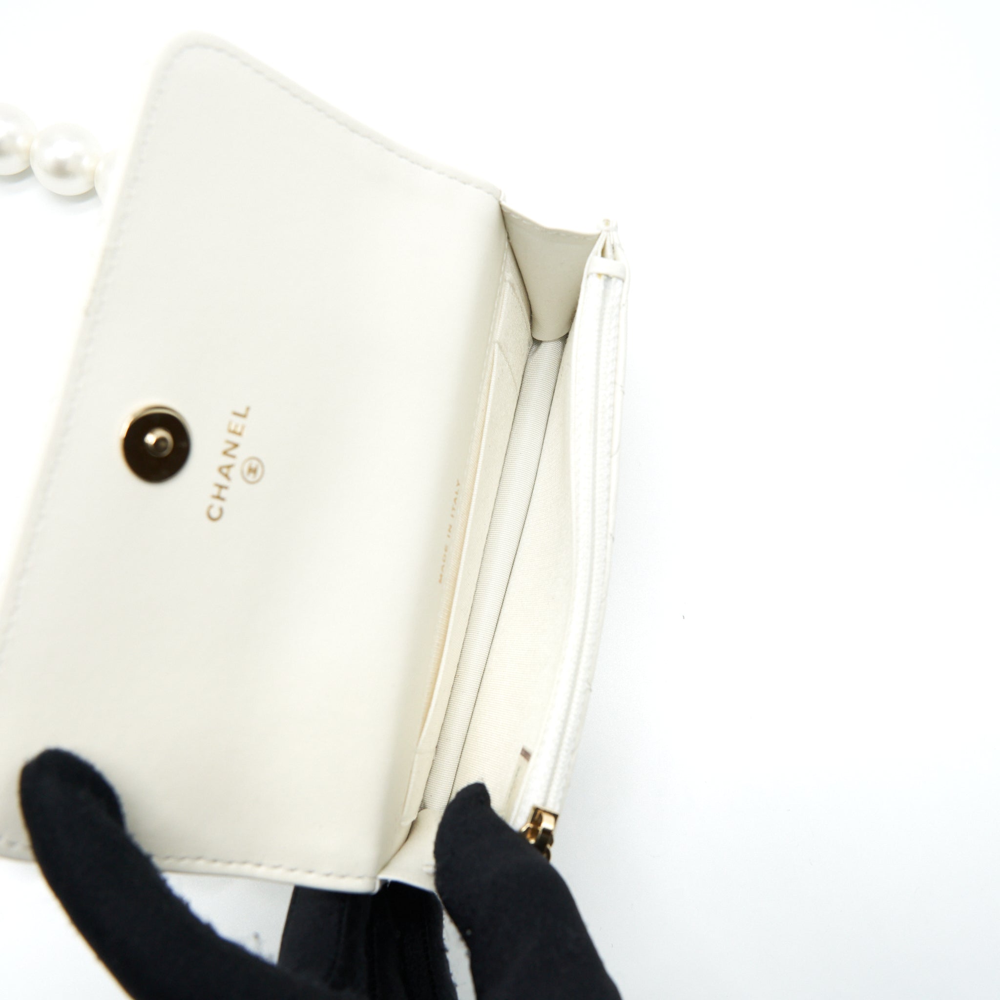 CHANEL GRANT PEARL CRUSH MINI CROSSBODY BAG LAMBSKIN WHITE LGHW