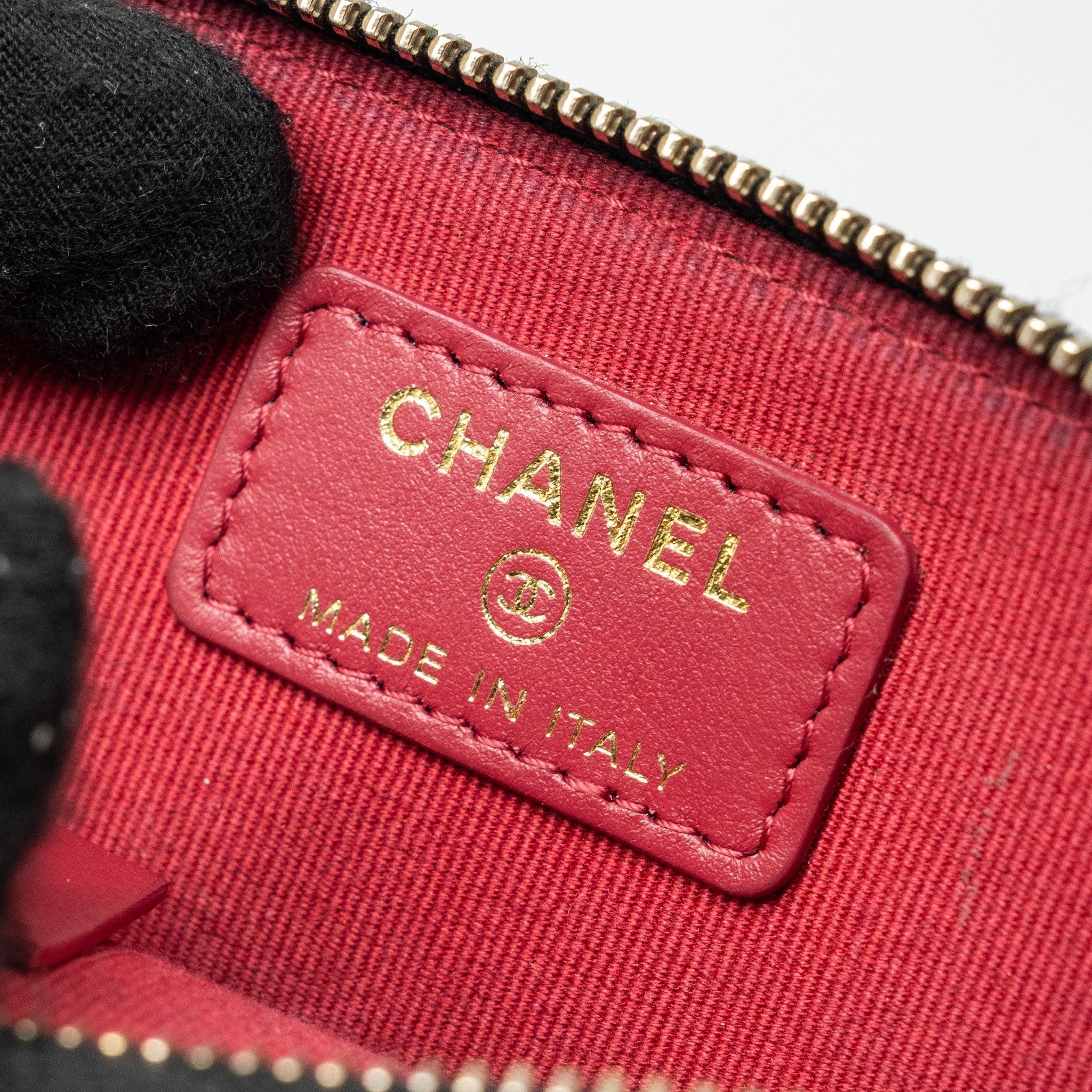 CHANEL 19 ZIPPED COIN PURSE LAMBSKIN BLACK GHW (MICROCHIP)