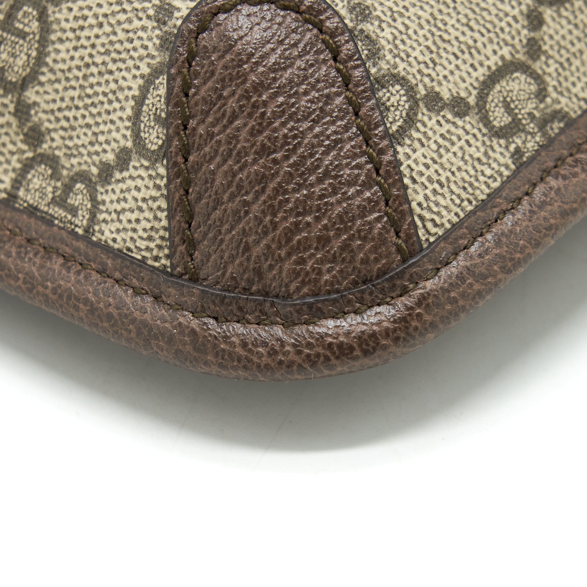 GUCCI GG SUPREME BELT BAG CANVAS