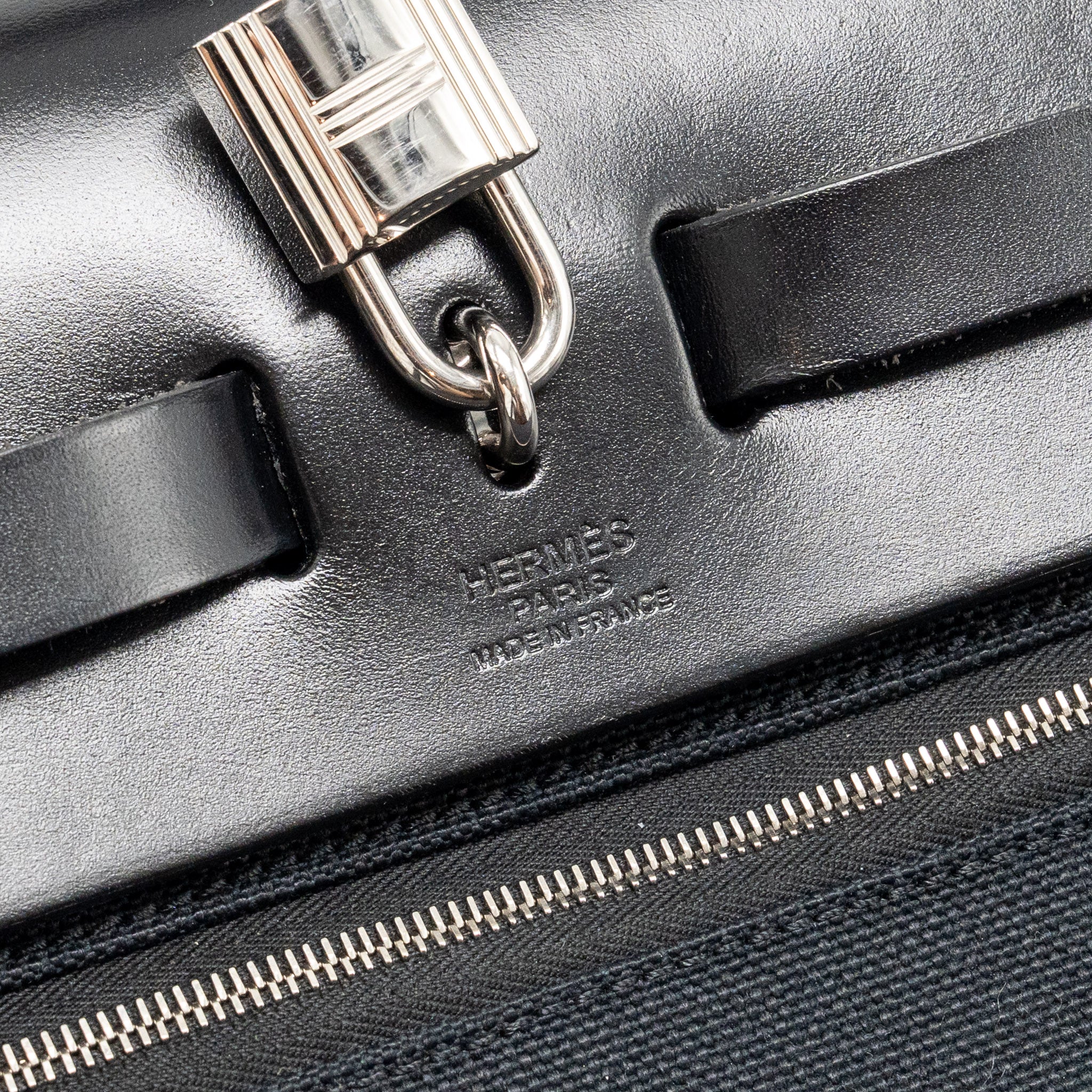 HERMES HERBAG 31 ZIP BAG CANVAS/ HUNTER LEATHER BLACK SHW