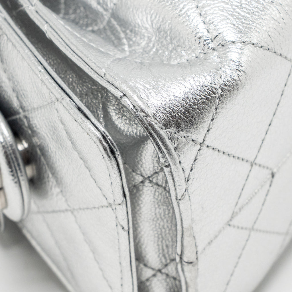 CHANEL MINI 25 BAG METALLIC GRAINED CALFSKIN SILVER SHW (MICROCHIP)