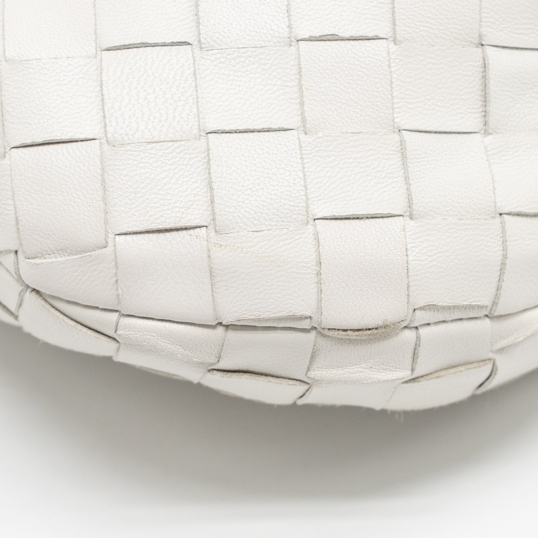 BOTTEGA VENETA MINI JODIE LEATHER WHITE GHW