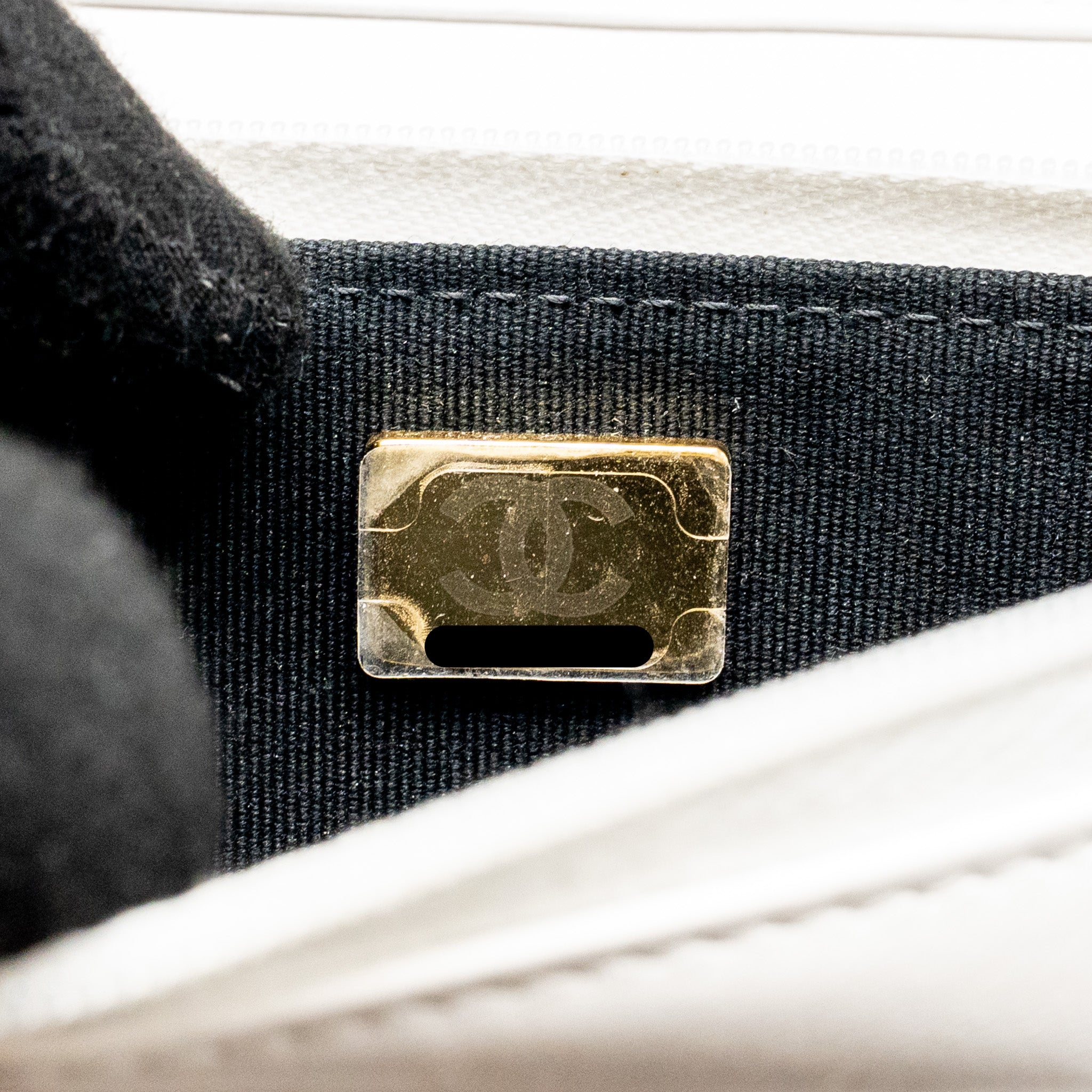 CHANEL GIANT CHAIN CLASSIC WALLET ON CHAIN LAMBSKIN WHITE MULTICOLOUR HARDWARE (MICROCHIP)