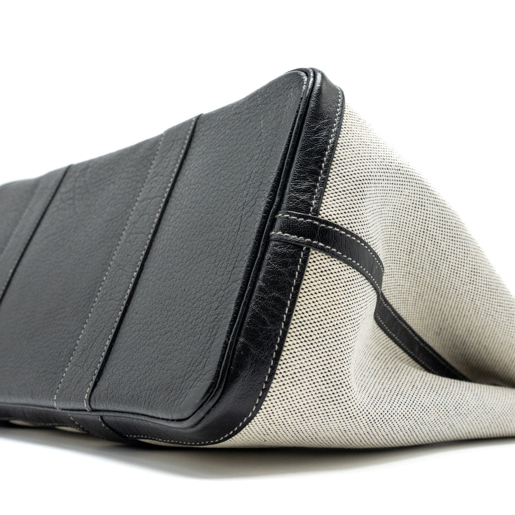 HERMES GARDEN PARTY 36 CANVAS/LEATHER BLACK/WHITE SHW